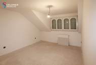 Außergewöhnliches Mehrfamilienhaus mit 331 m² WFL, Balkon, Loggia & 4 Garagen, Pool und Gartenhaus