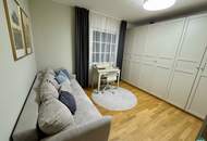 Großer Eigengarten: 4-Zimmer-Wohnung mit Saunahäuschen