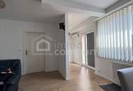 Großzügiges Lager mit Freifläche in Mönchhof, 3582m², teilrenoviert, 6 Stellplätze, €850.000