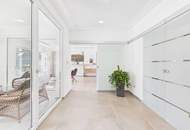 Exklusive Villa: Stilvolles Wohnen und repräsentatives Arbeiten vereint