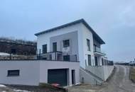 Preisreduktion! GROßZÜGIG MIT POOL, TERRASSE & BALKON ? INDIVIDUELL FERTIGSTELLBAR