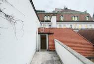 Grabennähe! Dachmaisonette mit bezaubernden Dachgarten in denkmalgeschütztem Barockhaus!