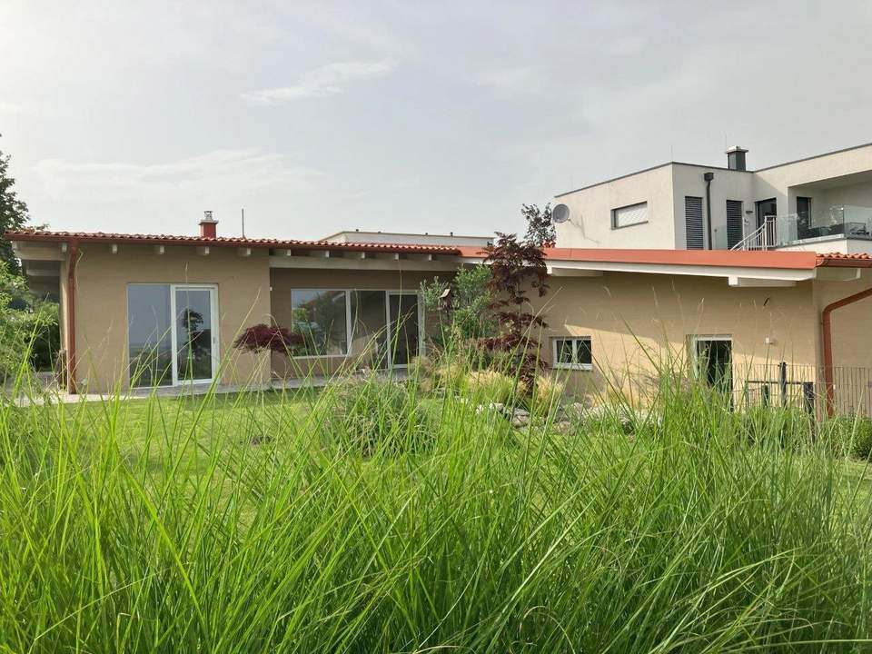Neubau - Erstbezug - Bungalow mit Seeblick in Breitenbrunn (Provisionsfrei)