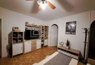 Großzügige Wohnung in bester Lage - Perfekt für Familien! 3 Zimmer, Balkon & top Ausstattung (inkl.Möbel) für nur 195.000€! Viele freie Parkplätze in Hof!