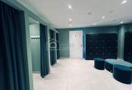 Einzigartige 5-Zimmer-Wohnung mit 45 m2 großem Balkon und Stadtblick in einem neuen, mehrstöckigen Premiumgebäude! Pool, Sauna, Gym!2. Bezirk. U2