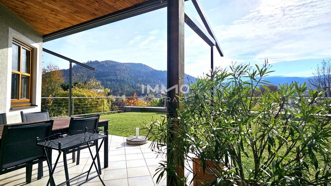 Grandiose Aussicht: Wohnen und Arbeiten in natürlichem Ambiente - Weinkeller und Garage