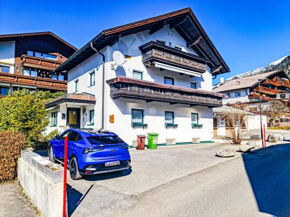 Vielseitiges 3-Parteienhaus in zentraler Ruhelage von Seefeld – ideal für Eigennutzer & Investoren!