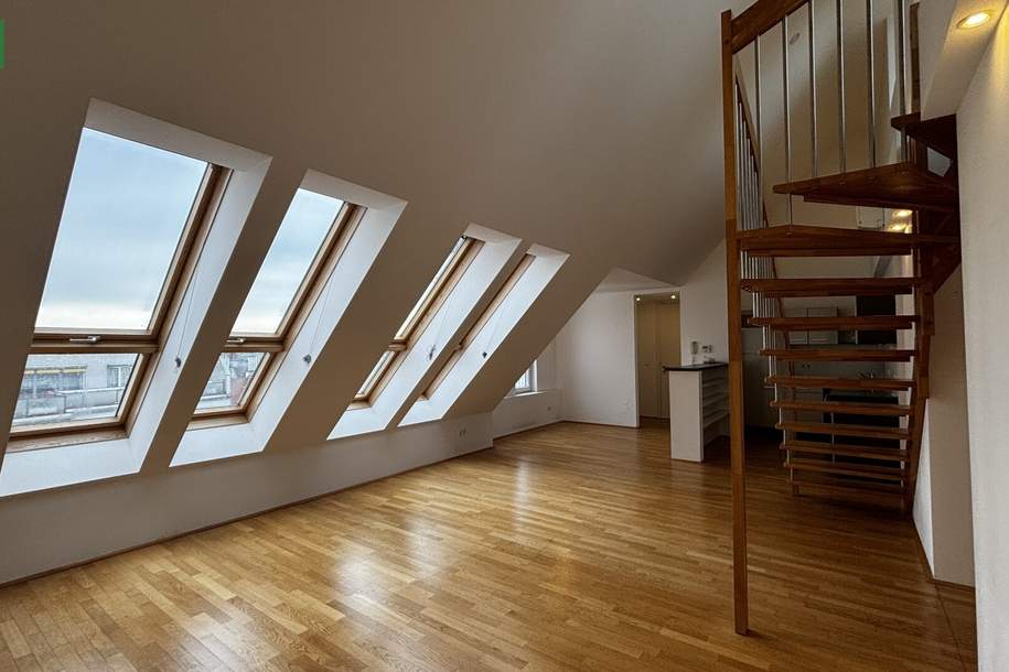 Sonnige Dachgeschosswohnung mit Blick &amp; Stil – Nähe Mariahilfer Straße. - WOHNTRAUM, Wohnung-kauf, 759.000,€, 1150 Wien 15., Rudolfsheim-Fünfhaus