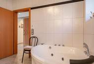 Luxuriöses Einfamilienhaus mit Panoramablick in der Nähe von Heiligenkreuz Kreuz am Waasen