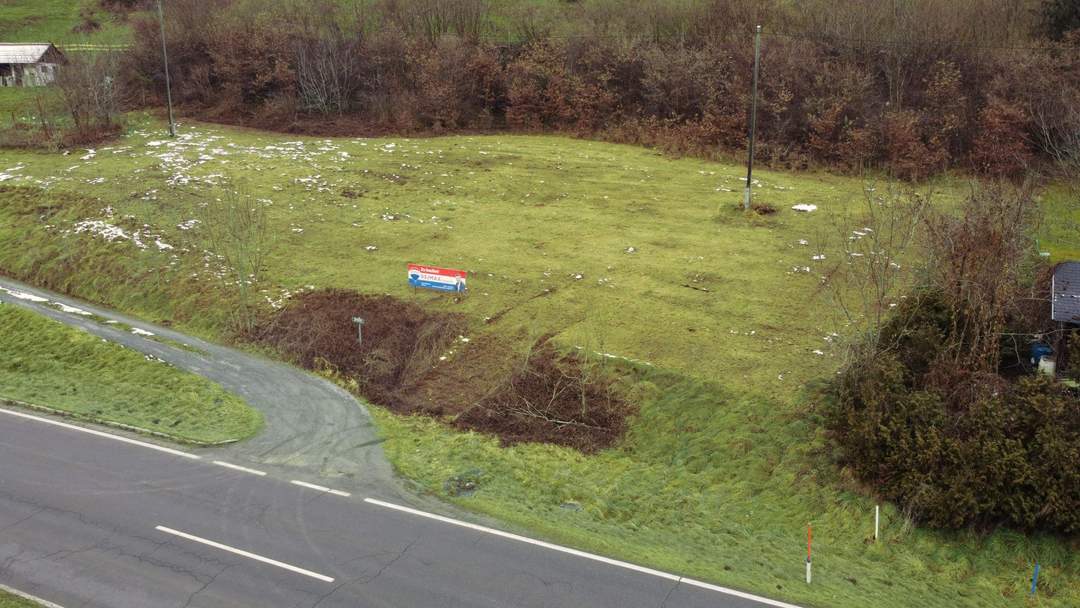 Großes Grundstück in zentraler Lage