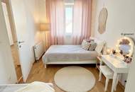*NEUER PREIS!* 1080! 5 ZIMMER ! Schönes und frisch saniertes DG mit Balkon!