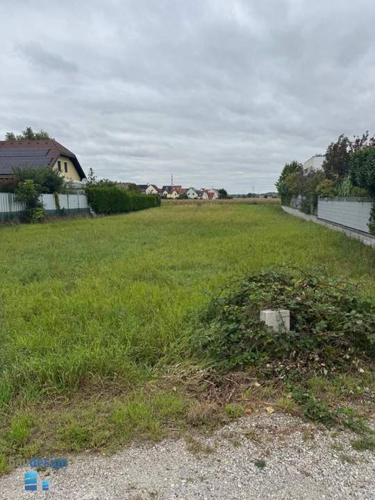 KORNEUBURG - Schönes Grundstück in familienfreundlicher Wohnlage !