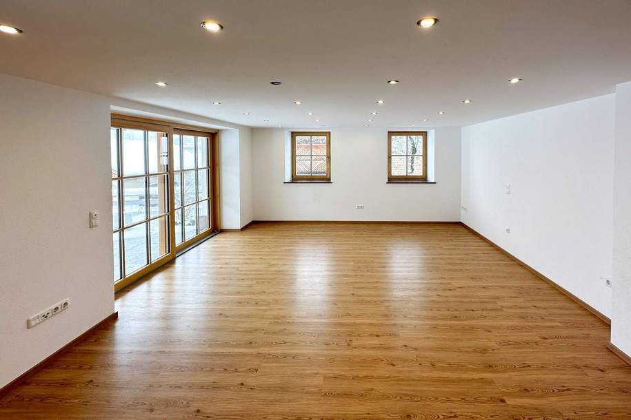 4-Zimmer-Wohnung mit Terrasse im Kurort Bad Dürrnberg zu vermieten!, Wohnung-miete, 2.257,00,€, 5400 Hallein