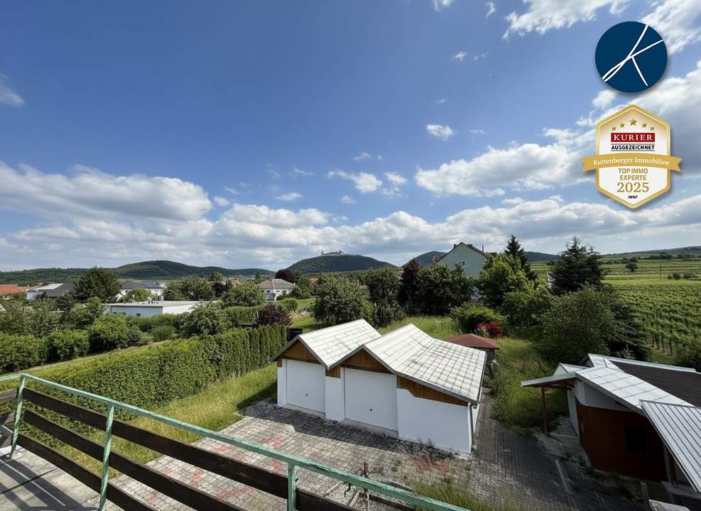 Wohnhaus auf großzügigem Bauland mit Blick auf Stift Göttweig