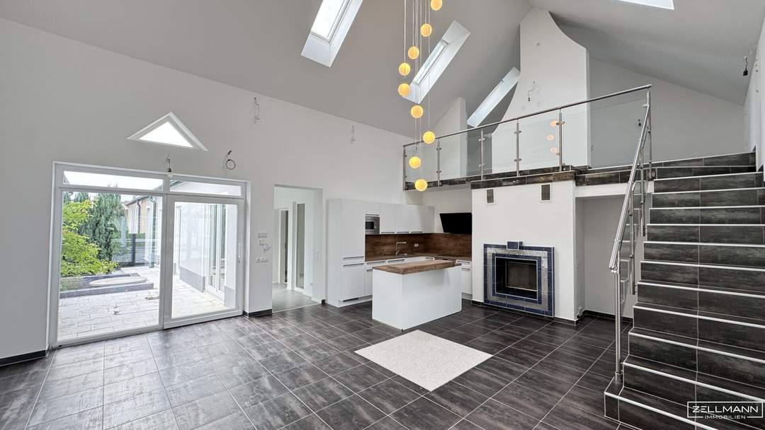 Exklusives Haus mit besonderem Charakter in Hirm | ZELLMANN IMMOBILIEN