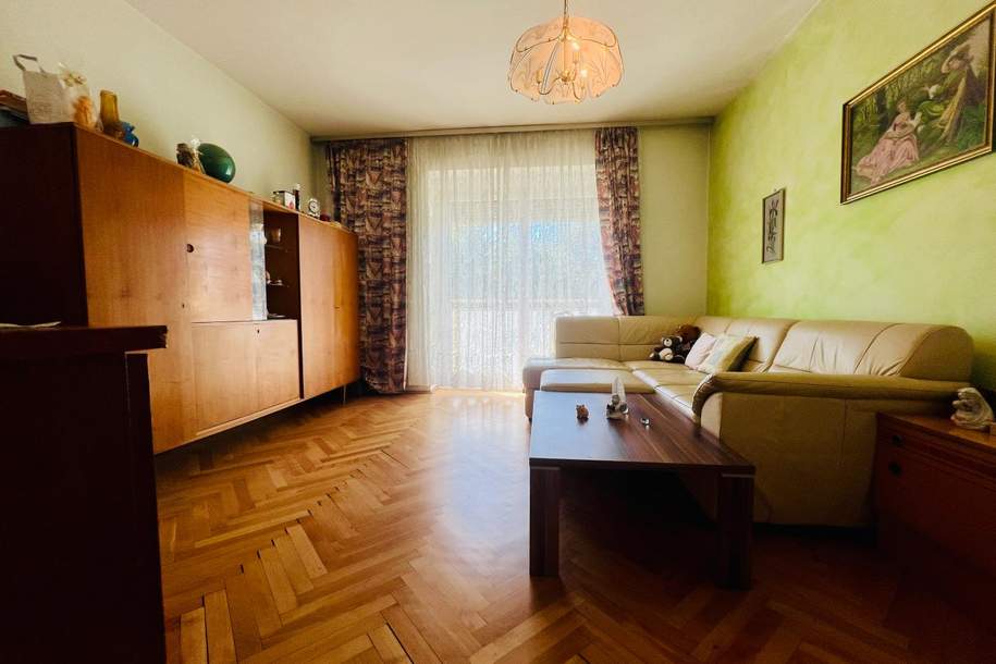 Charmante 3 Zimmer EG Wohnung mit 2 Loggien und Garage, Wohnung-kauf, 180.000,€, 8053 Graz(Stadt)