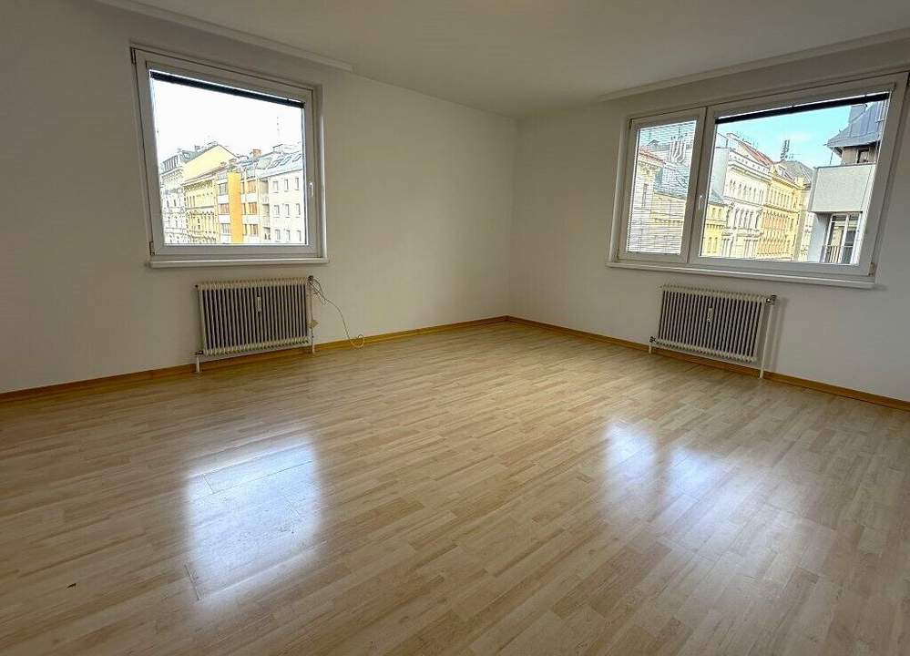 LINIENGASSE, sonnige 91 m2 Neubau, 3 Zimmer, Komplettküche, Wannenbad, 5. Liftstock, Nähe FUZO Mariahilfer Straße