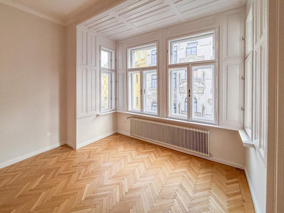 Elegante Altbauwohnung in der Gumpendorfer Straße