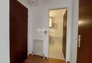 MITTEN IN DER STADT MIT HOFSEITIGER DACHTERRASSE!