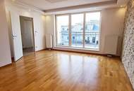 HOLBEINGASSE, UNBEFRISTET, 89 m2 Altbau mit 6 m2 Balkon, Wohnküche, 2 Zimmer, Wannenbad, Parketten, 4. Liftstock