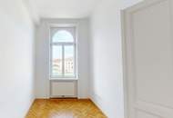 Großzügige 5 Zimmer Wohnung in schönem Altbau - nahe Stadtpark