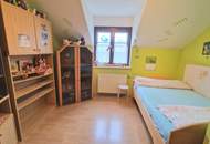 ***Großzügiges Einfamilienhaus mit Garten***