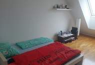 1 Zimmer in einer Wohngemeinschaft frei! Termine telefonisch mit deiner neuen Mitbewohnerin!