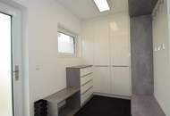 Eckreihenhaus mit Garten und Carport