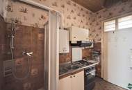 NEUER PREIS - Sanierungsbedürftige 2-Zimmer Altbau mit Potenzial nahe Lorenz-Bayer-Park