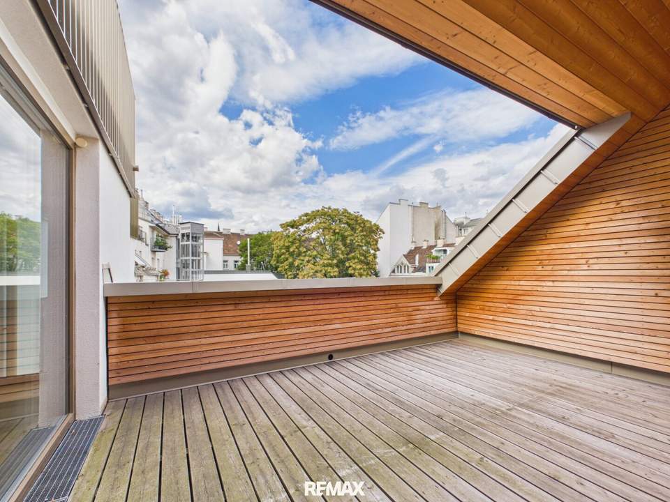Erstbezug mit 20 m² Freifläche nahe Mariahilfer Straße