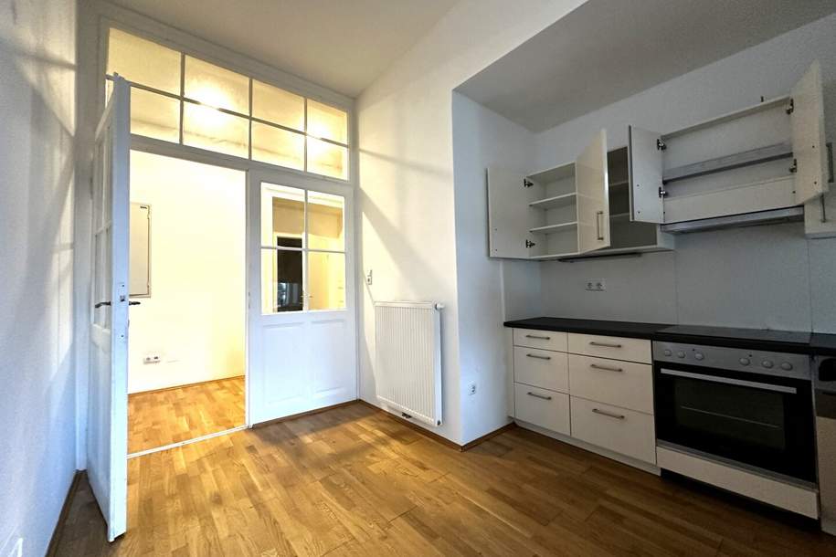 ALTBAUJUWEL Mitten in St. Leonhard in Nähe zur TU Graz! 3 Zimmer, Innenhofbalkon &amp; wunderschöner Fischgrätparkett - gleich anfragen und begeistern lassen!, Wohnung-kauf, 365.000,€, 8010 Graz(Stadt)