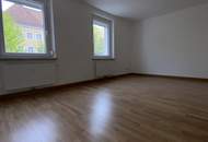 Modernes Familienparadies: Neu sanierte 4-Zimmer-Wohnung mit großer Küche in familienfreundlicher und zentraler Lage am ruhigen Stadtrand in Steyr Münichholz! Traumhaftes Badezimmer, hochwertige Böden und vieles mehr!