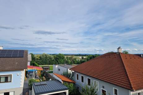 TRAUMHAFTE BALKONWOHNUNG MIT HERRLICHEM AUSBLICK UND MORGENSONNE - PROVISIONSFREI - SCHLÜSSELFERTIG INKL. BAD UND OPTIONAL MIT TIEFGARAGENPARKPLATZ, Wohnung-kauf, 274.958,€, 3470 Tulln