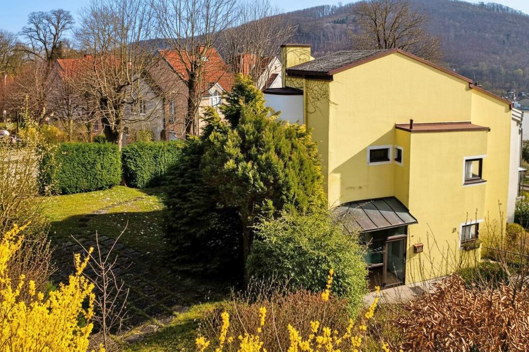 Eckreihenhaus mit Einfamilienhauscharakter in zentrumsnaher Aussichtsslage