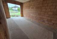 BUNGALOW MIT GARAGE IM ROHBAUZUSTAND - NACH IHREN IDEEN FERTIGSTELLEN