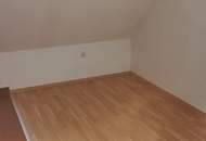 2 Zimmerwohnung DG mit Terrasse