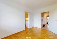 Barrierefreie Loggia-Wohnung mit vier Zimmern im 3. Liftstock