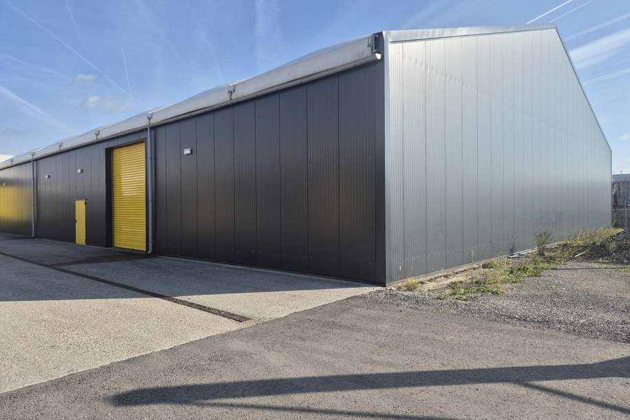 Neuwertige Halle mit ca. 875 m² in der ehem. Kopal-Kaserne zu vermieten, Gewerbeobjekt-miete, 4.200,00,€, 3100 Sankt Pölten(Stadt)