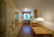 Wohnen mit Reihenhaus-Charakter: 124 m² zzgl. Terrasse & Dachterrasse im Zentrum