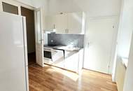 Altbaucharme im Servitenviertel! Kompakt Wohnen im 9. Bezirk! Traumhaft schönes Altbauhaus + Ruhige Seitengasse + Grünblick + Beste Infrastruktur und Anbindung!