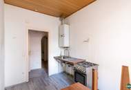 1-Zimmer-Wohnung mit Sanierungsbedarf und Potenzial zur 2-Zimmer-Lösung bei der U3