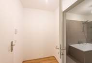 Freundliche und moderne 2 Zimmer Wohnung mit großem hofseitigem Balkon nahe U3 Simmering / ab 1.1.25 verfügbar.