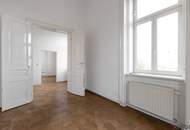 WIENTALBLICK | Lichtdurchflutete Wohnung in der historischen Villa Seutter mit 4,4m Raumhöhe & Blick auf denkmalgeschützte Linde | sanierungsbedürftig