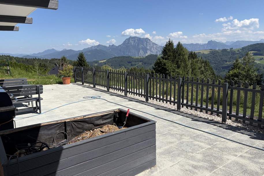Aussichtslage am Kronberg: 100m² Erdgeschoßwohnung mit großer Terrasse und Gartenanteil. Zweitwohnsitz möglich!, Wohnung-kauf, 359.000,€, 4812 Gmunden