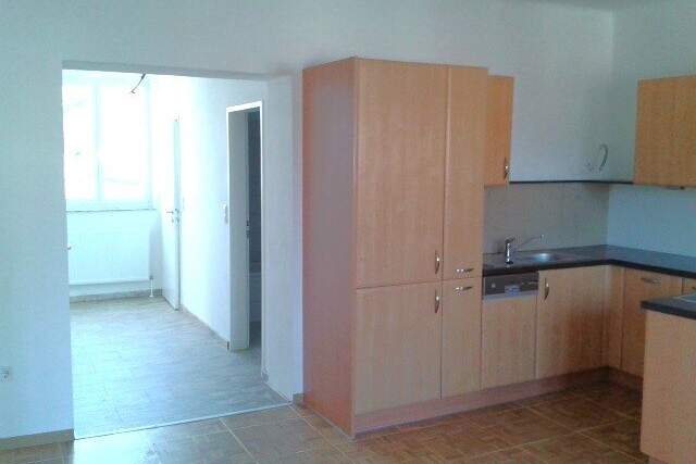 Großzügige Wohnung direkt im Zentrum!, Wohnung-miete, 610,00,€, 2054 Hollabrunn