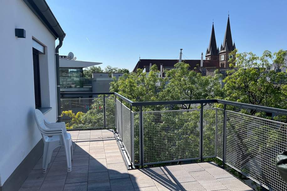 PRIVAT: Sonnige 2,5 Zi-Dachwohnung mit 18m² Südterrasse &amp; Tiefgarage - saniertes Haus, Wohnung-kauf, 567.000,€, 1180 Wien 17., Hernals