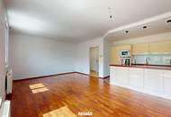 Süd-west-seitige Drei-Zimmer-Wohnung mit zwei Balkonen nahe Wienerwald