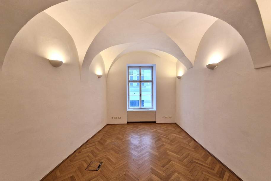 Geschäftslokal im Palais Collalto "Am Hof", Gewerbeobjekt-miete, 4.276,24,€, 1010 Wien 1., Innere Stadt