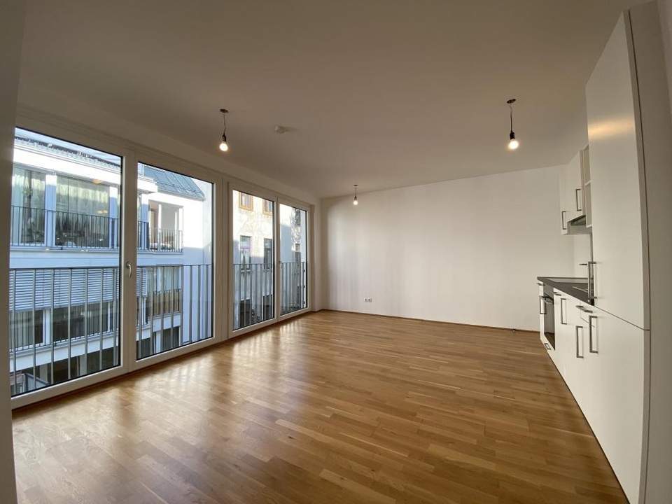 HOFSEITIG RUHIG!!! 2-Zimmer Wohnung in Top-Lage