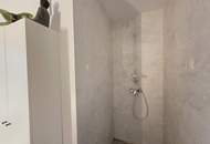 Tolles, räumlich gut eingeteiltes Reihenhaus mit Eigengarten, Dachterrasse und zwei Garagenplätzen.